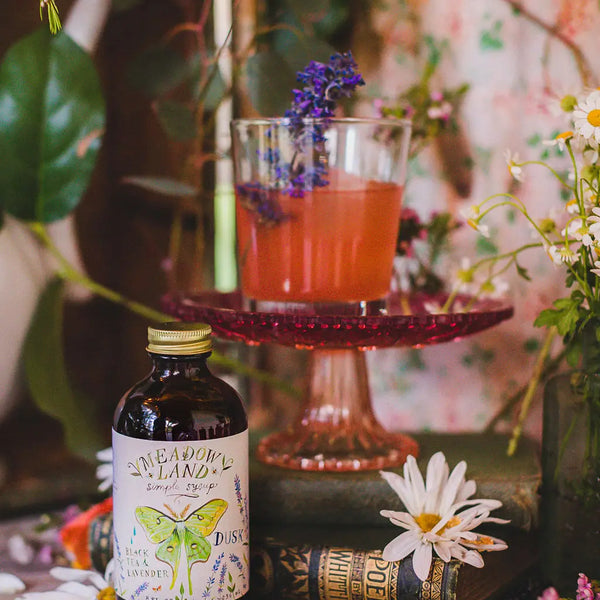 Dusk Black Tea and Lavender Simple Syrup – Carabello Coffee Dusk Black Tea and Lavender Simple Syrup – Carabello Coffee